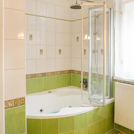 Emausy Apartment Luhacovice