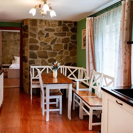Apartament Emausy