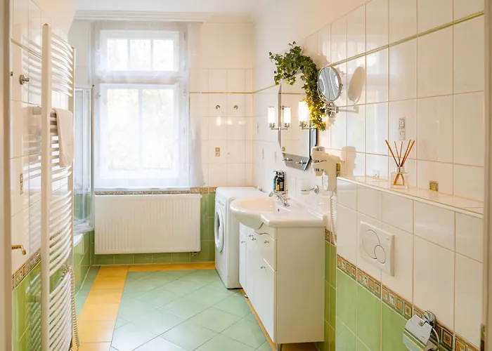 Apartament Emausy *
